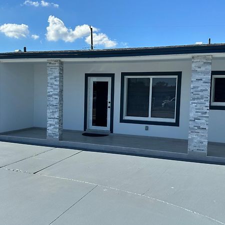 Adrien Guest Studio Miami Gardens Εξωτερικό φωτογραφία