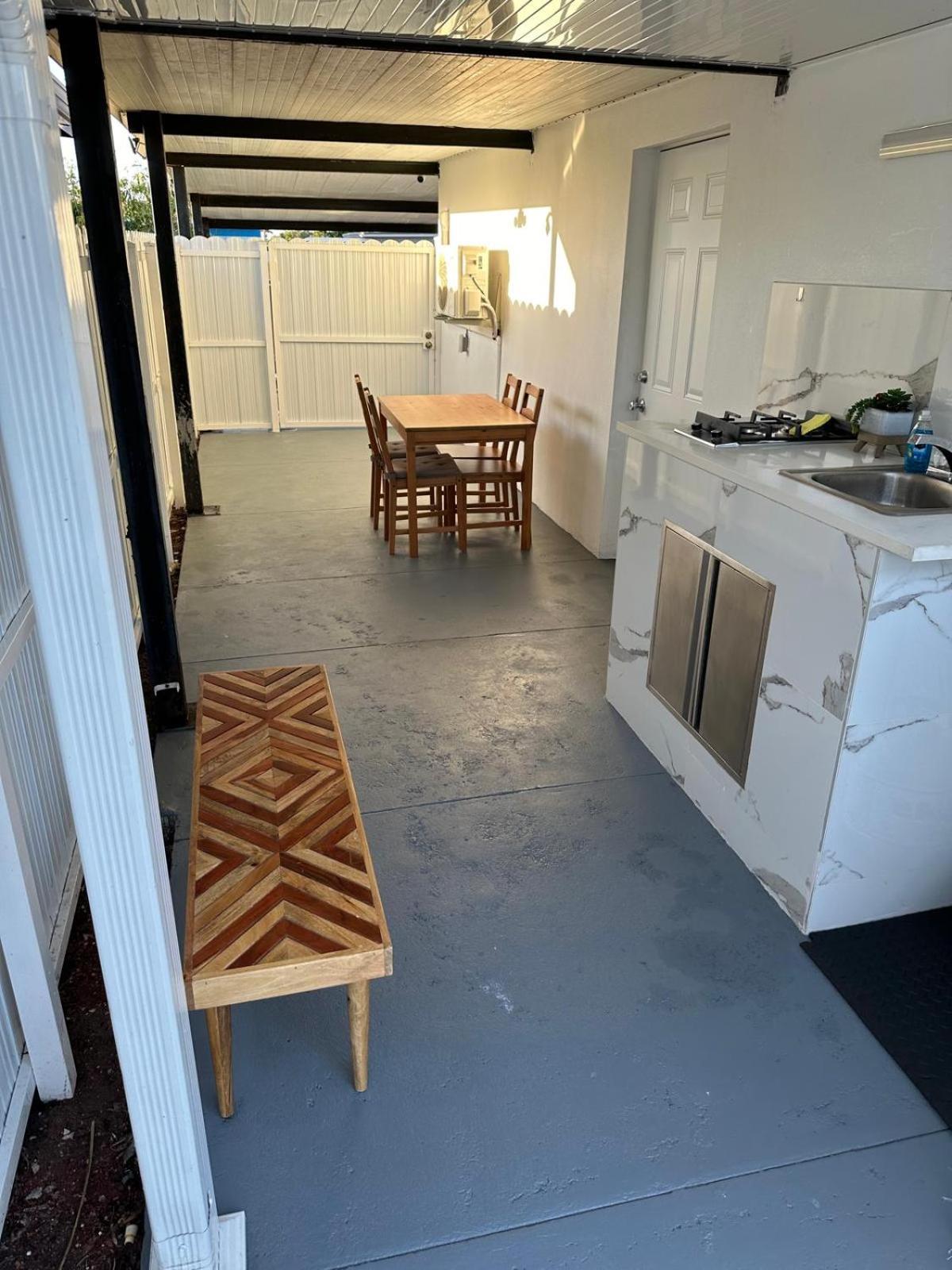 Adrien Guest Studio Miami Gardens Εξωτερικό φωτογραφία