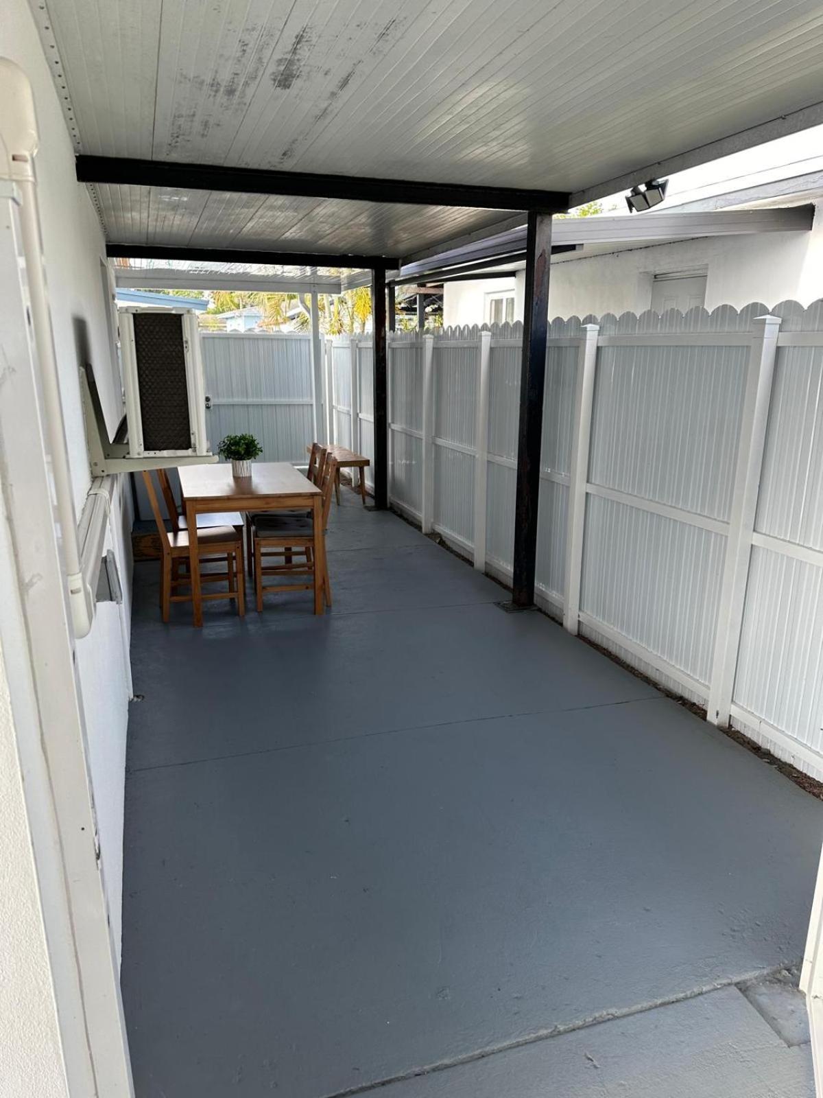 Adrien Guest Studio Miami Gardens Εξωτερικό φωτογραφία